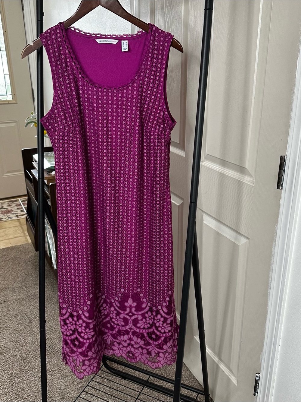 Isaac Mizrahi Sleeveless Midi Dress in Magenta with Pink Border 🛞